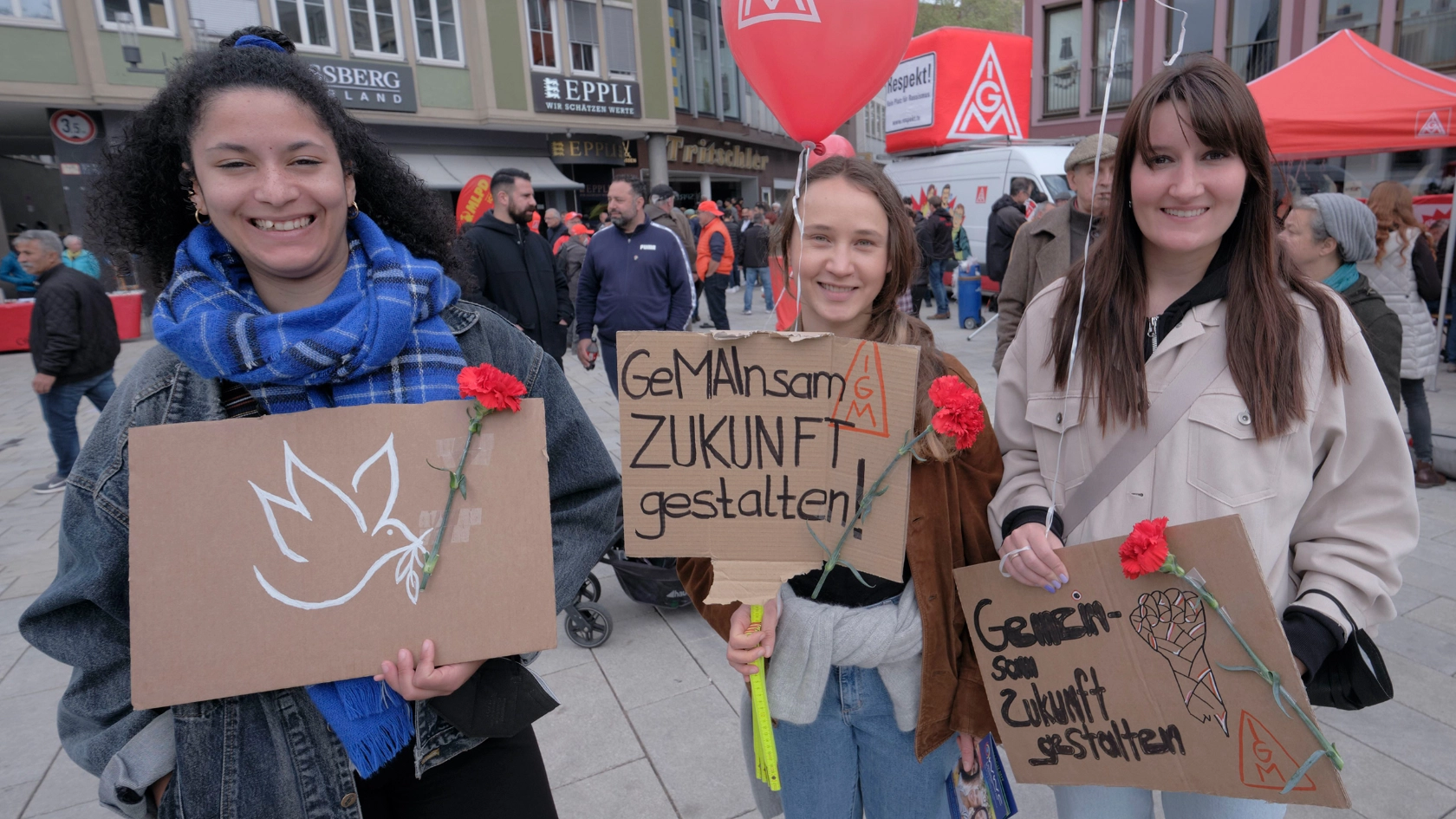 „GeMAInsam Zukunft gestalten“ - Demonstration zum 1. Mai 2022 in Stuttgart