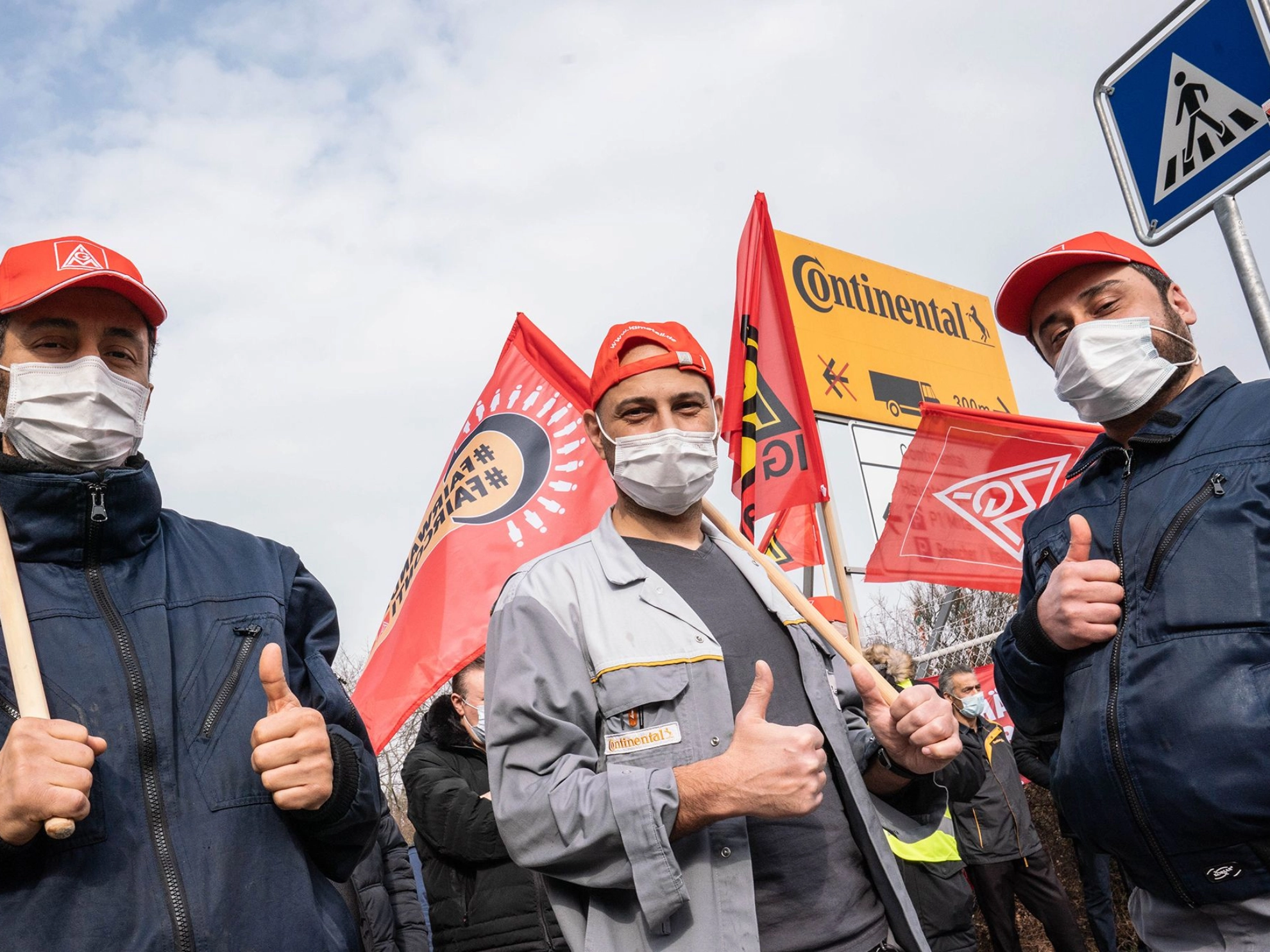 Warnstreikaktion Continental Frankfurt Rödelheim