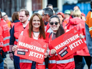 Staedtler-Beschäftigte legen Betrieb für eine Stunde lahm