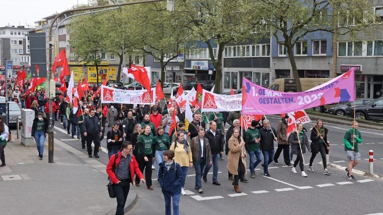 „GeMAInsam Zukunft gestalten“ - Kundgebung zum 1. Mai 2022 in Aachen.