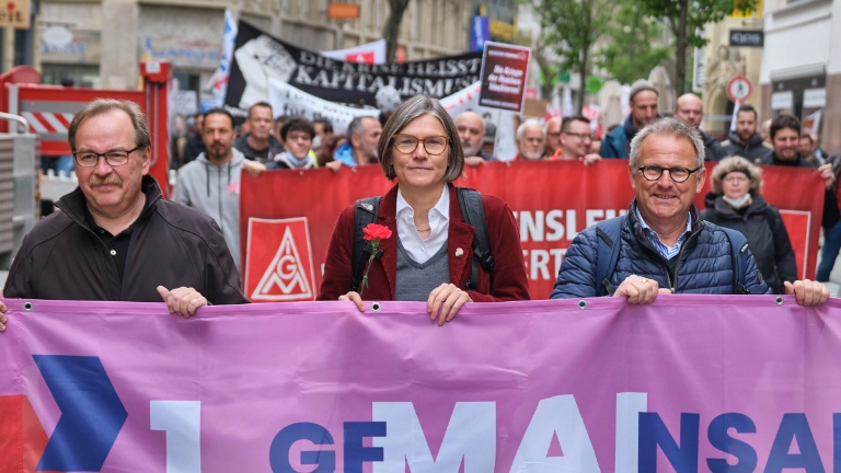 „GeMAInsam Zukunft gestalten“ - Demonstration zum 1. Mai 2022 in Stuttgart