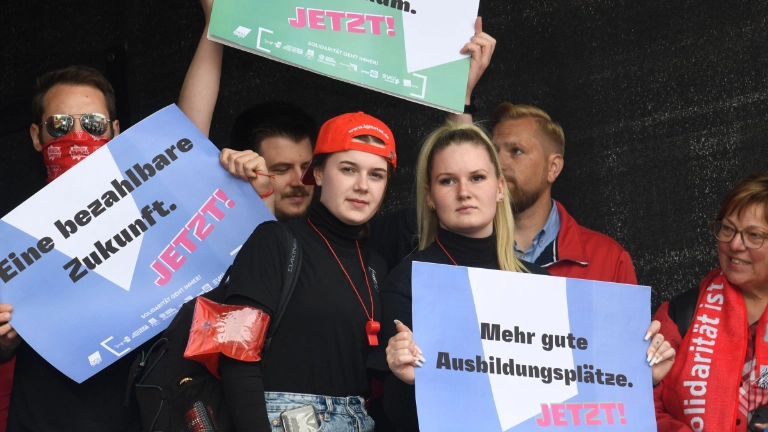 „GeMAInsam Zukunft gestalten“ - Kundgebung zum 1. Mai 2022 in Saarbrücken
