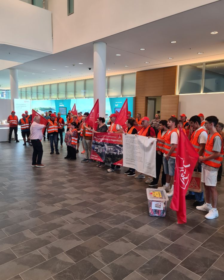 Postkartenaktion Infineon Übergabe 