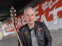 Wenn er singt, schlägt das Metaller-Herz